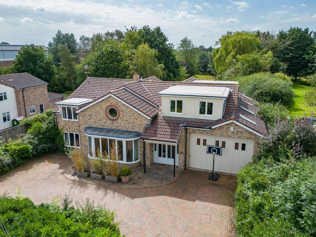 5 bed detached house for sale in Gibraltar Lane, Swavesey CB24, £1,000,000