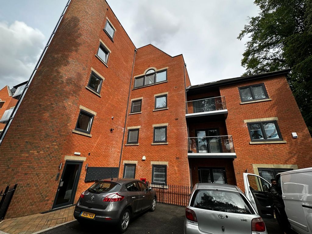 2 bed flat to rent in Lonsdale Place, Derby DE22, £950 pcm