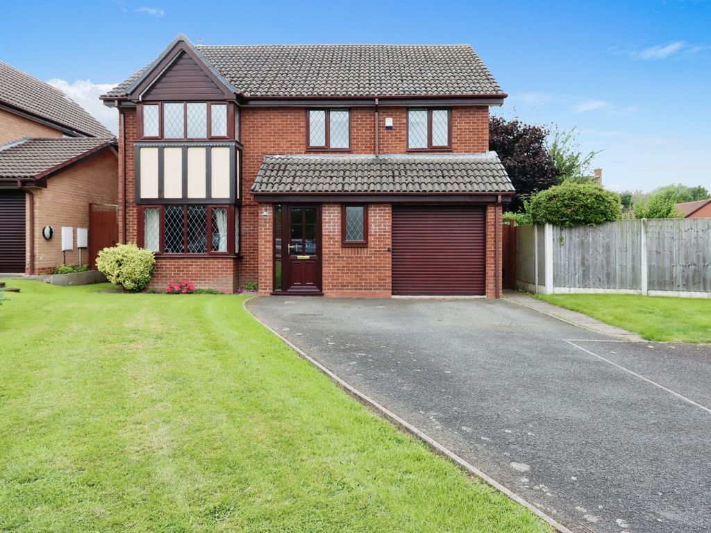 5 bed detached house for sale in Wych Elm Drive, Shawbirch TF5, £450,000