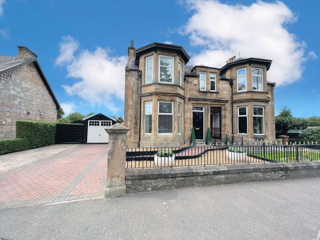 4 bed detached house for sale in Abbots Road, Grangemouth FK3, £359,995