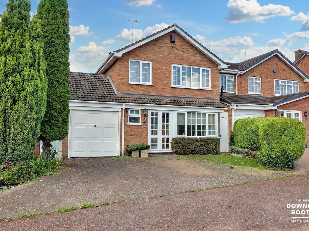 3 bed detached house for sale in Oaklands, Curdworth, Sutton Coldfield B76, £375,000