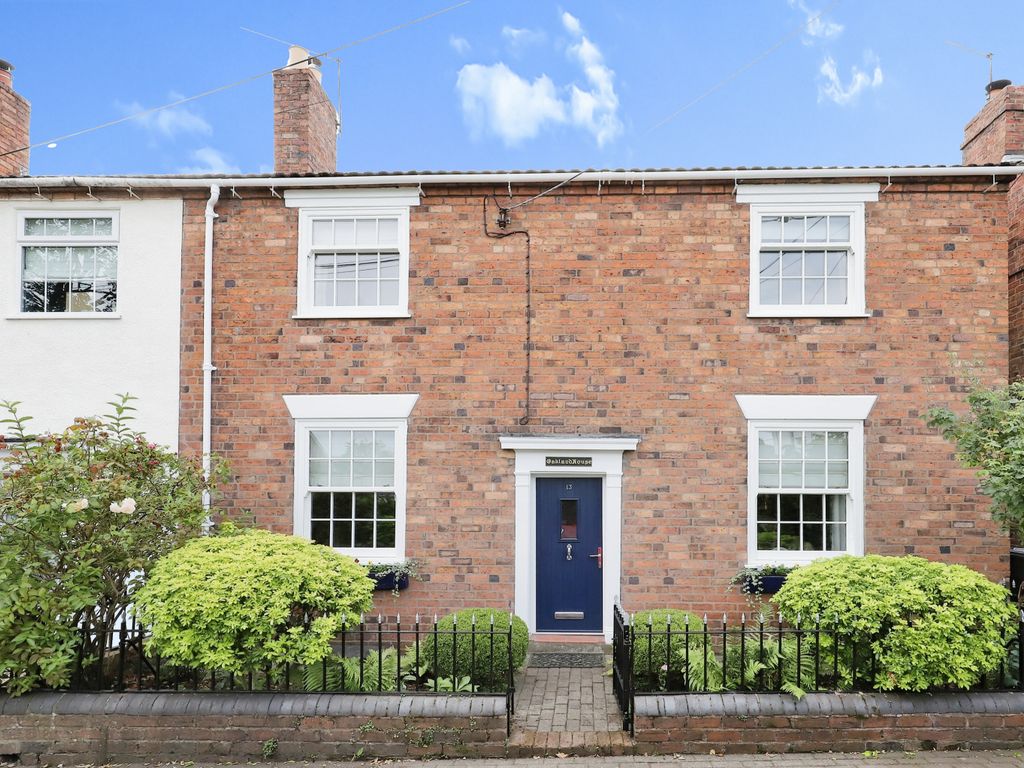 3 bed end terrace house for sale in Foster Street, Stourbridge DY7, £450,000