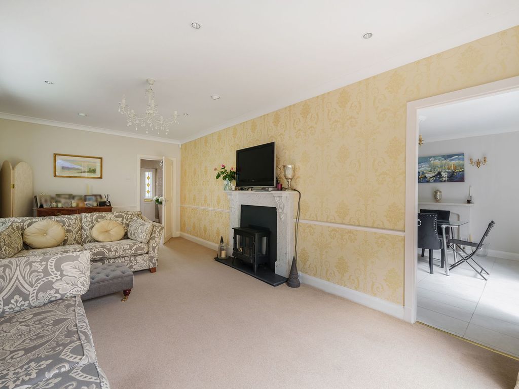 6 bed detached house for sale in Rutland Drive, Harrogate HG1, £1,995,000