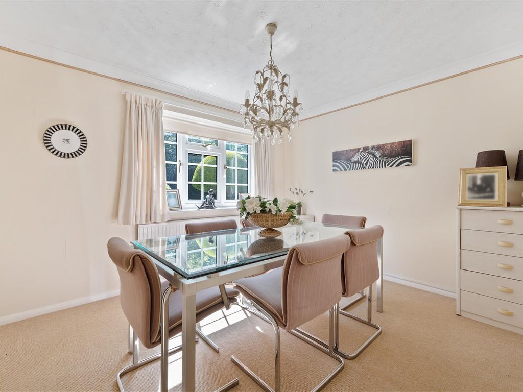 4 bed detached house for sale in Armitage Court, Ascot SL5, £1,000,000