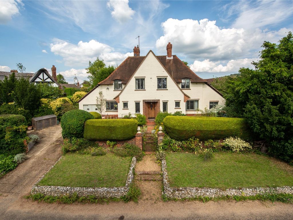 4 bed detached house for sale in Pilgrims Way, Westhumble, Dorking, Surrey RH5, £1,225,000