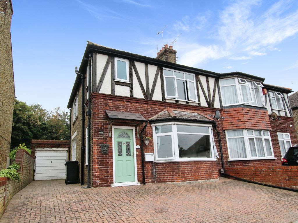 3 bed semi-detached house for sale in Connaught Road, Margate CT9, £365,000