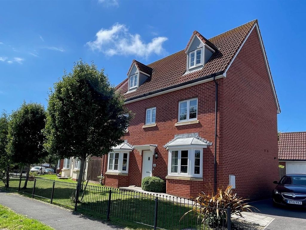 5 bed detached house for sale in Worston Road, Highbridge TA9, £425,000