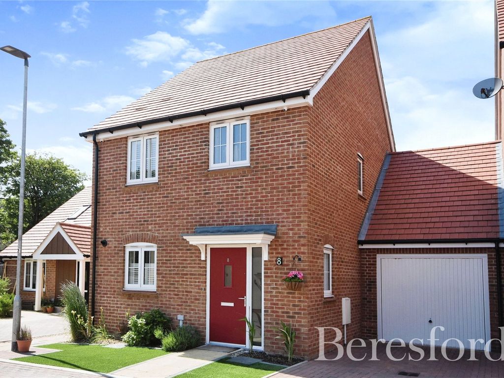 3 bed detached house for sale in Lincoln Gardens, Thaxted CM6, £460,000