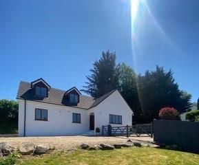 4 bed detached bungalow for sale in Hebron, Whitland SA34, £379,500
