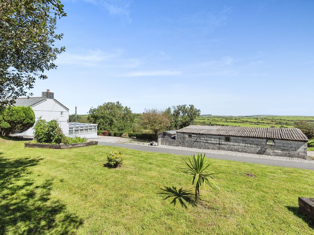 3 bed detached house for sale in Temple, Bodmin PL30, £600,000
