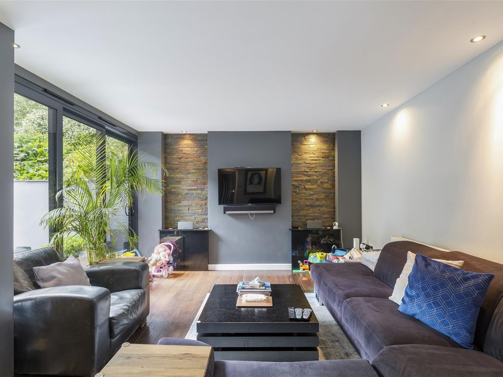 4 bed detached house for sale in Shepherds Croft, Brighton BN1, £1,000,000