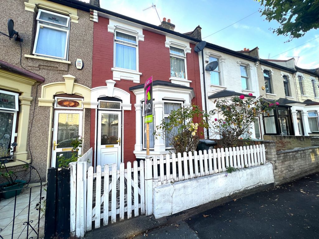 3 bed terraced house for sale in Norfolk Road, East Ham E6, £460,000