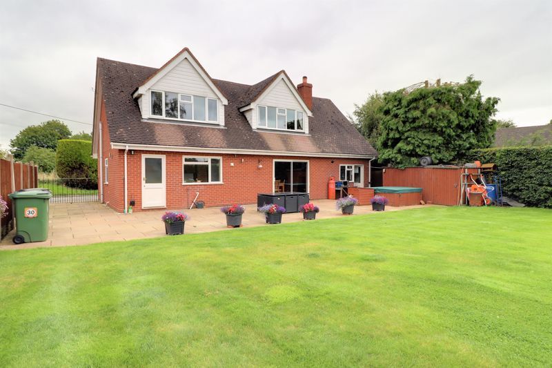 3 bed detached bungalow for sale in Wood Lane, Hinstock, Market Drayton TF9, £375,000