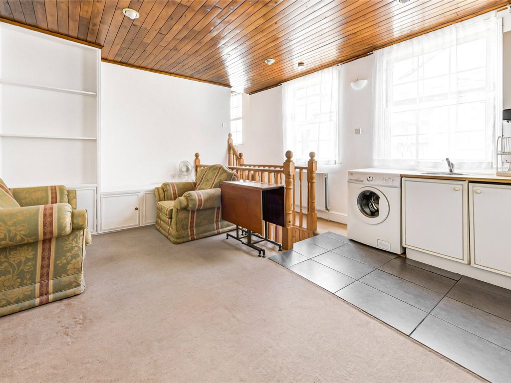1 bed flat for sale in Greencoat Place, Westminster SW1P, £485,000