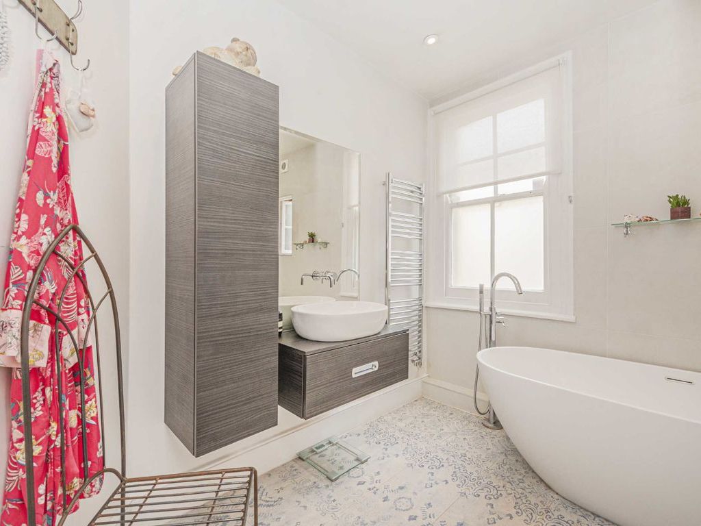 5 bed terraced house for sale in Airedale Road, London SW12, £2,000,000