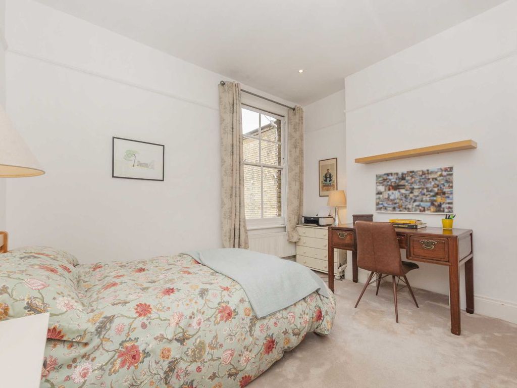 5 bed terraced house for sale in Airedale Road, London SW12, £2,000,000