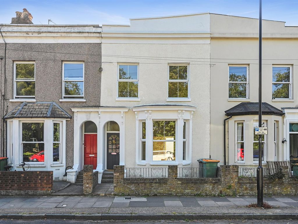 3 bed property for sale in Capel Road, London E7, £835,000