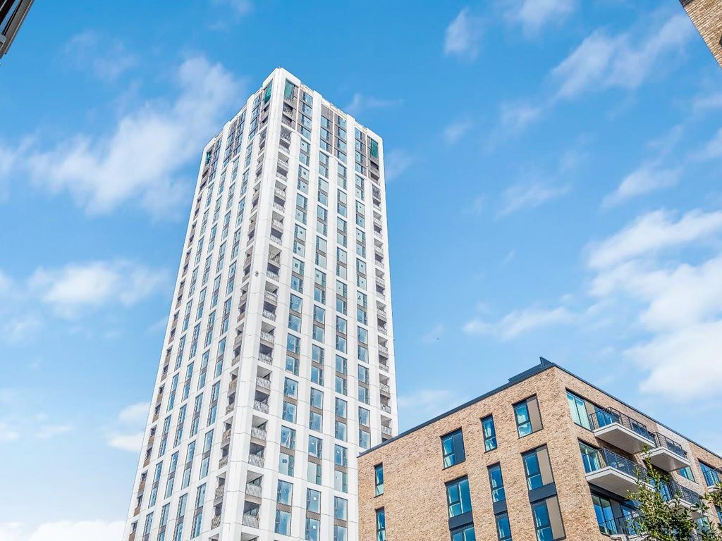New home, 1 bed flat for sale in The Imperial, Chelsea Creek, Fulham SW6, £835,000