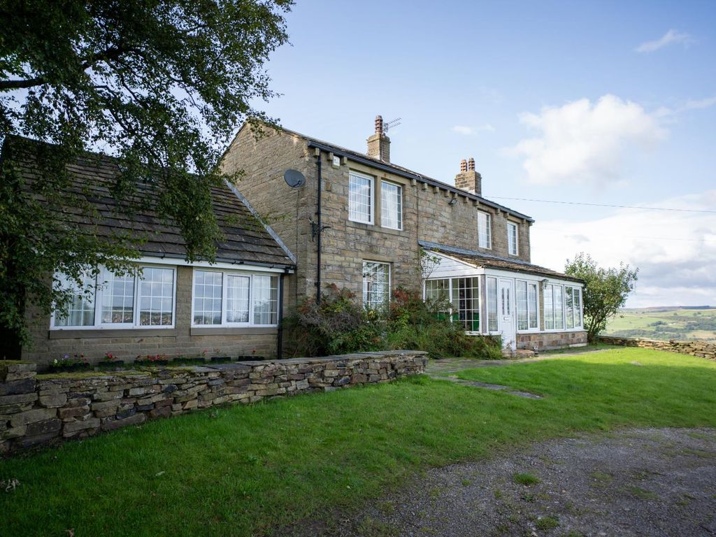 5 bed property for sale in Shann Lane, Keighley BD20, £550,000