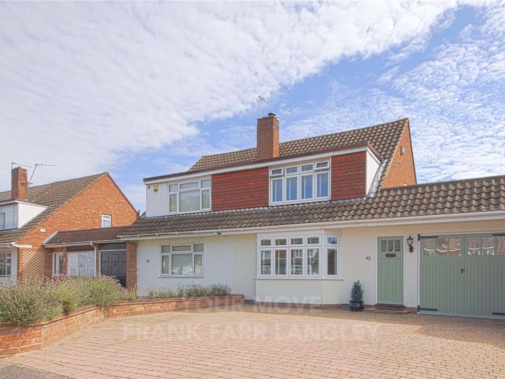 3 bed semi-detached house for sale in Thames Road, Langley, Berkshire SL3, £575,000