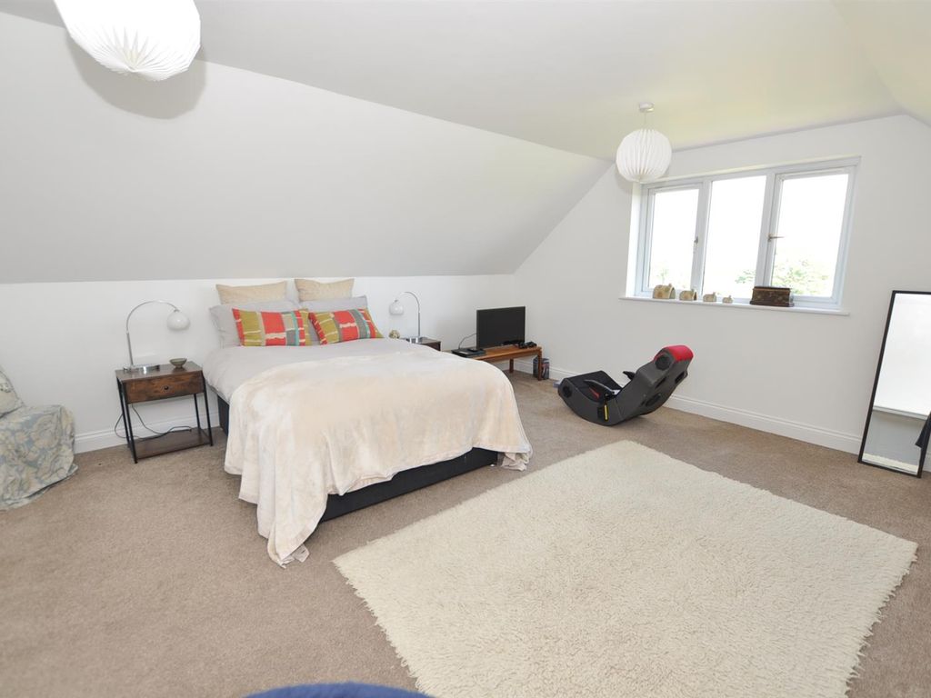 4 bed detached bungalow for sale in Llangain, Carmarthen SA33, £625,000