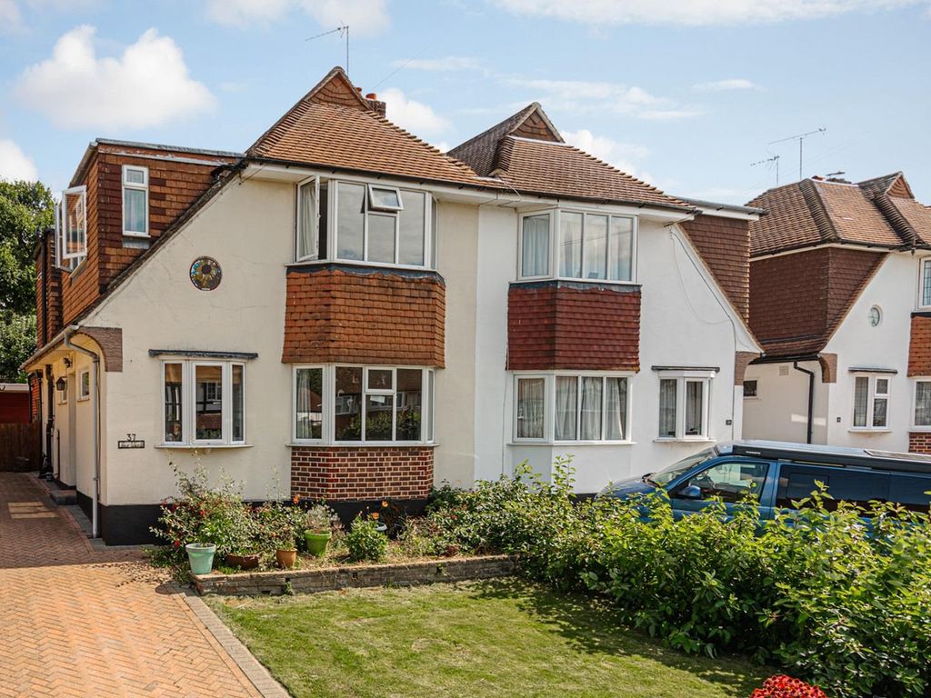 3 bed semi-detached house for sale in Parklawn Avenue, Epsom KT18, £700,000