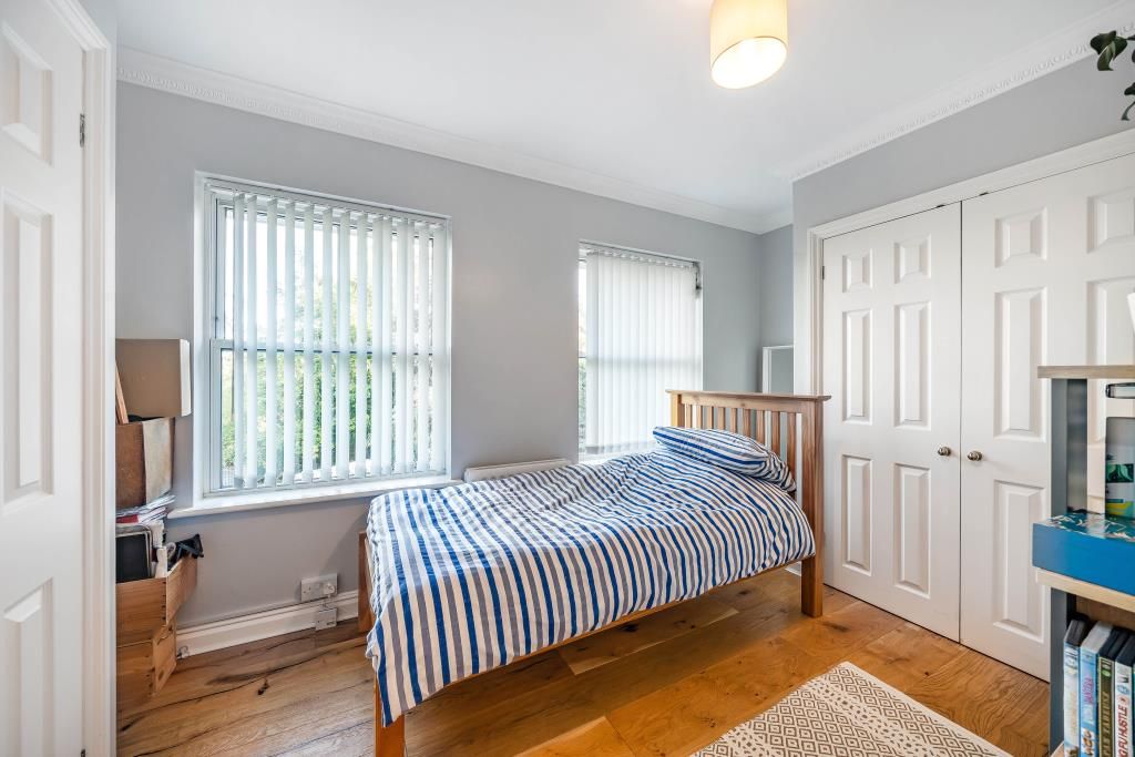 3 bed flat for sale in Ascot, Berkshire SL5, £600,000