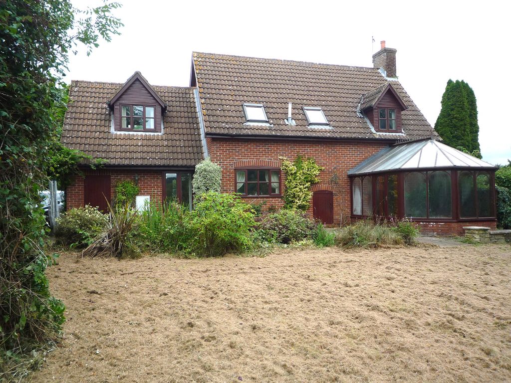 4 bed detached house for sale in Much Dewchurch, Hereford HR2, £515,000