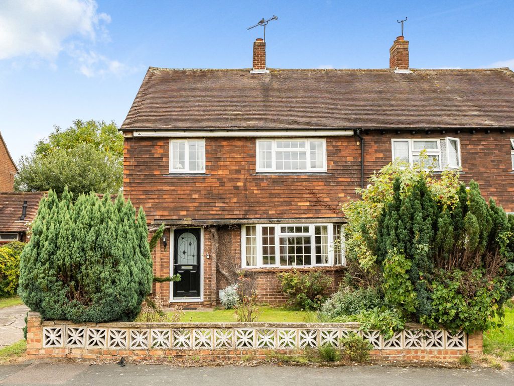 3 bed semi-detached house for sale in Guildford, Surrey GU1, £450,000