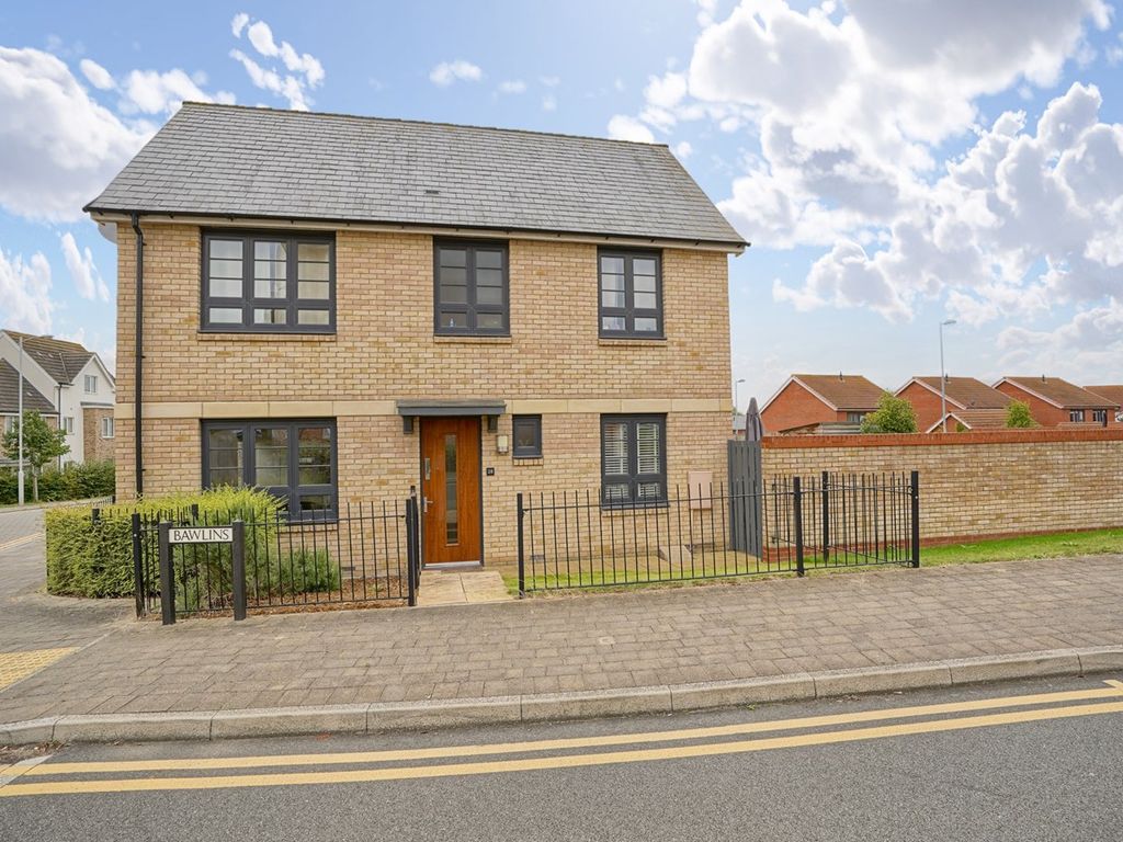 3 bed end terrace house for sale in Bawlins, St Neots PE19, £340,000