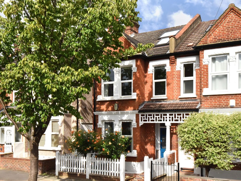 3 bed end terrace house for sale in Howard Road, Bromley BR1, £625,000