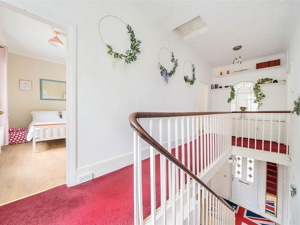 4 bed detached house for sale in Farleigh Bridge, East Farleigh, Maidstone ME16, £700,000