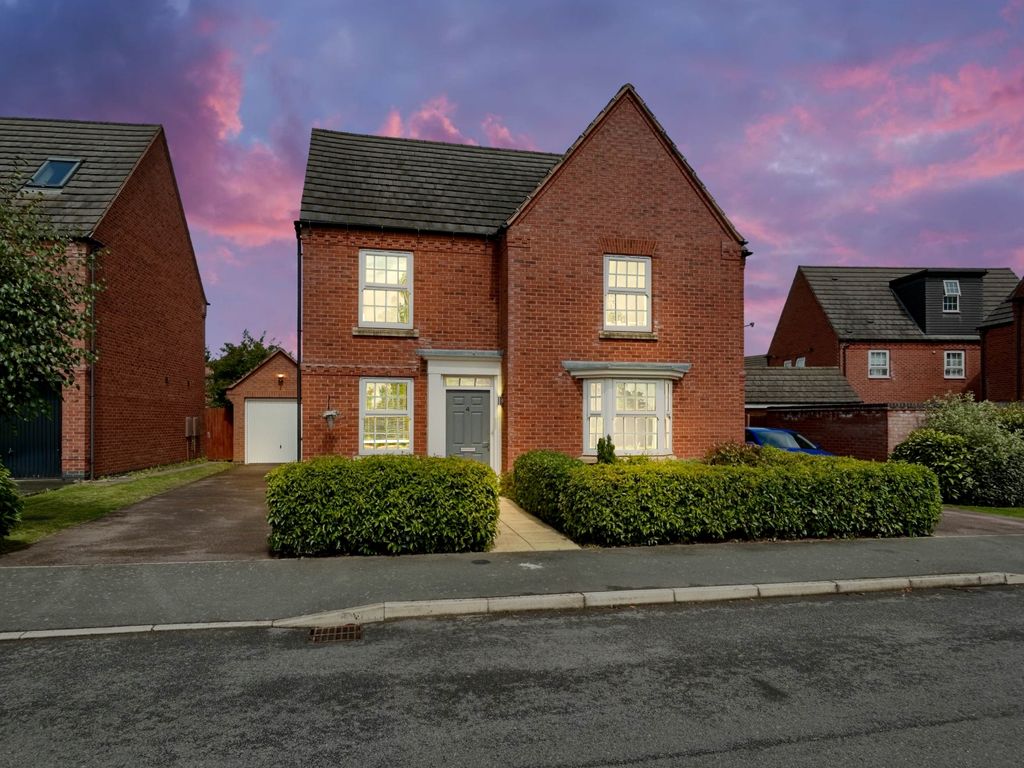 4 bed detached house for sale in Chipmunk Way, Newton, Nottingham NG13, £330,000