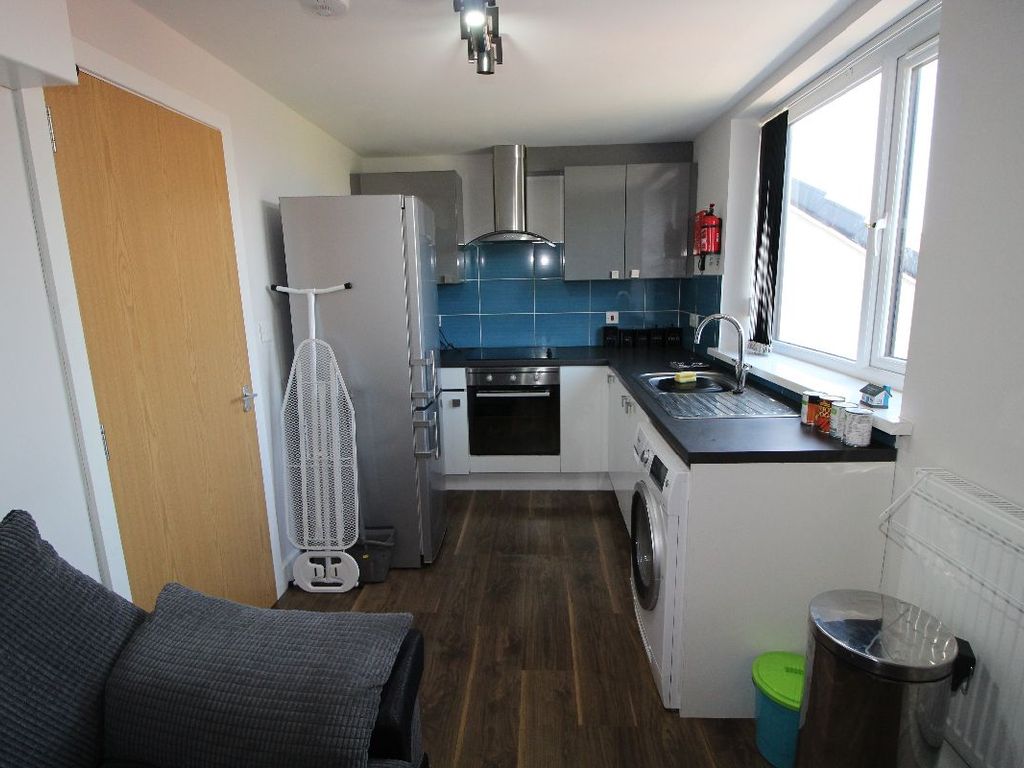 3 bed flat to rent in Hawkins Street, Flat, Preston, Lancashire PR1, £1,050 pcm