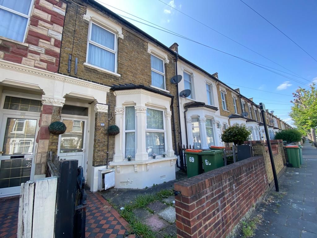 3 bed terraced house for sale in Birchdale Road, London E7, £480,000