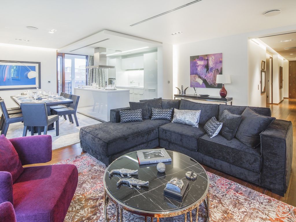 2 bed flat for sale in The Atrium, Park Road, St Johns Wood NW8, £2,295,000