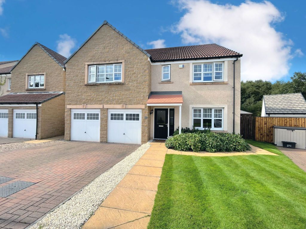 5 bed detached house for sale in Bramble Ave, Larbert FK5, £424,995