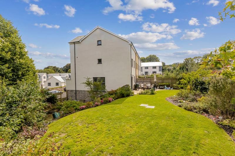 4 bed end terrace house for sale in Sharkham Drive, Brixham TQ5, £650,000