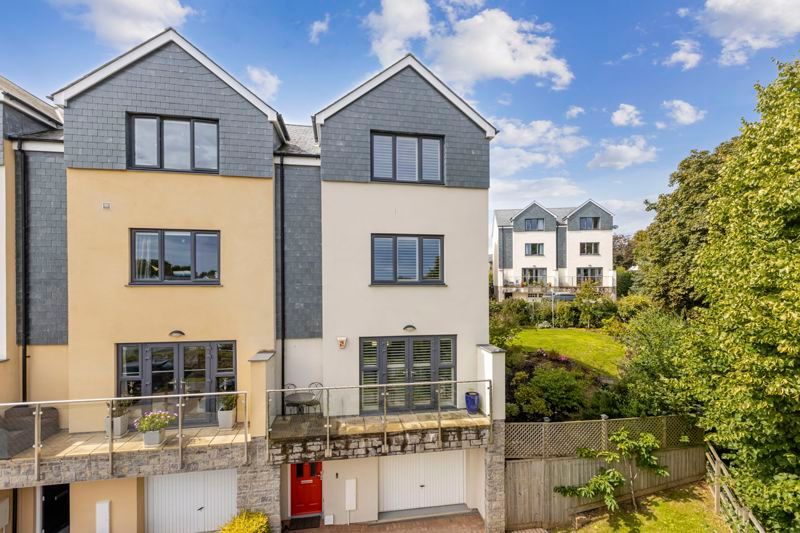 4 bed end terrace house for sale in Sharkham Drive, Brixham TQ5, £650,000