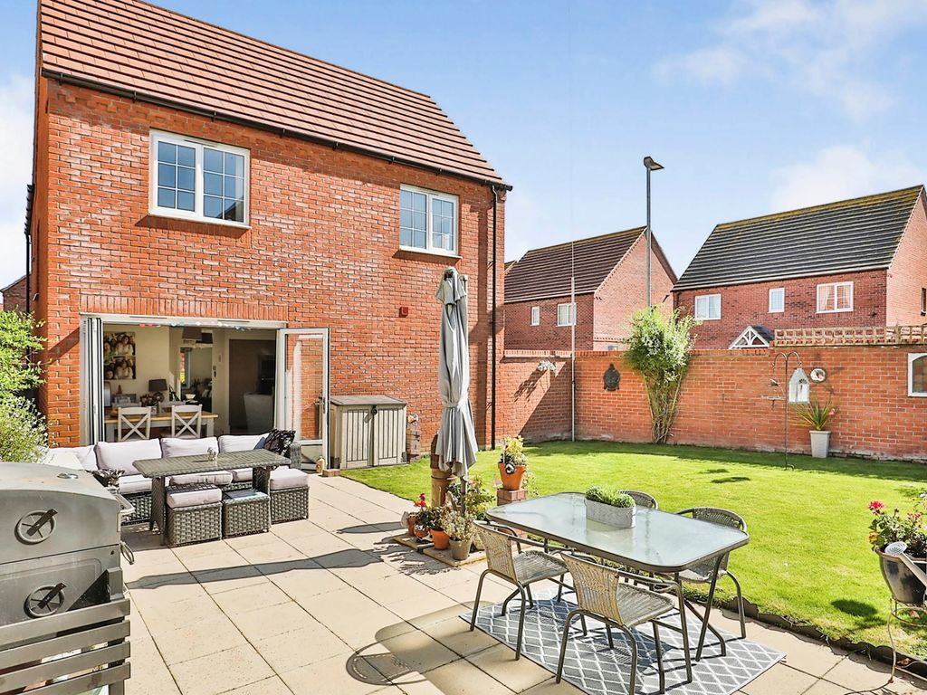 4 bed detached house for sale in Pollywiggle Drive, Swaffham PE37, £375,000