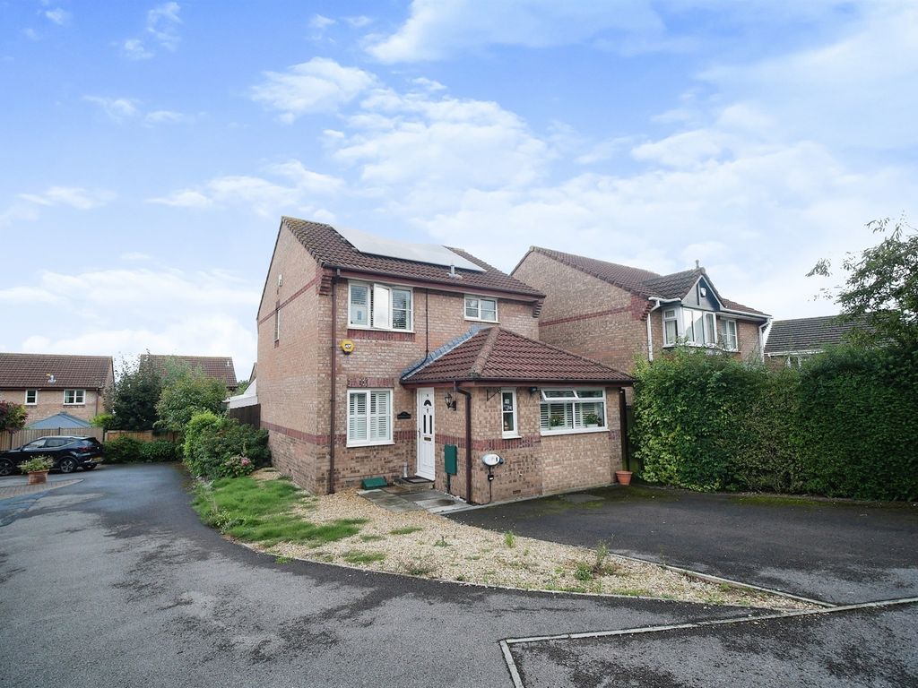 4 bed detached house for sale in Naishes Avenue, Peasedown St. John, Bath BA2, £375,000