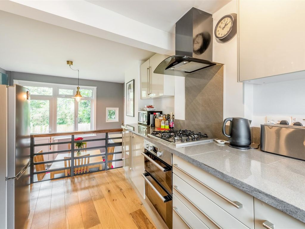 3 bed property for sale in Kimberley Road, Brighton BN2, £450,000