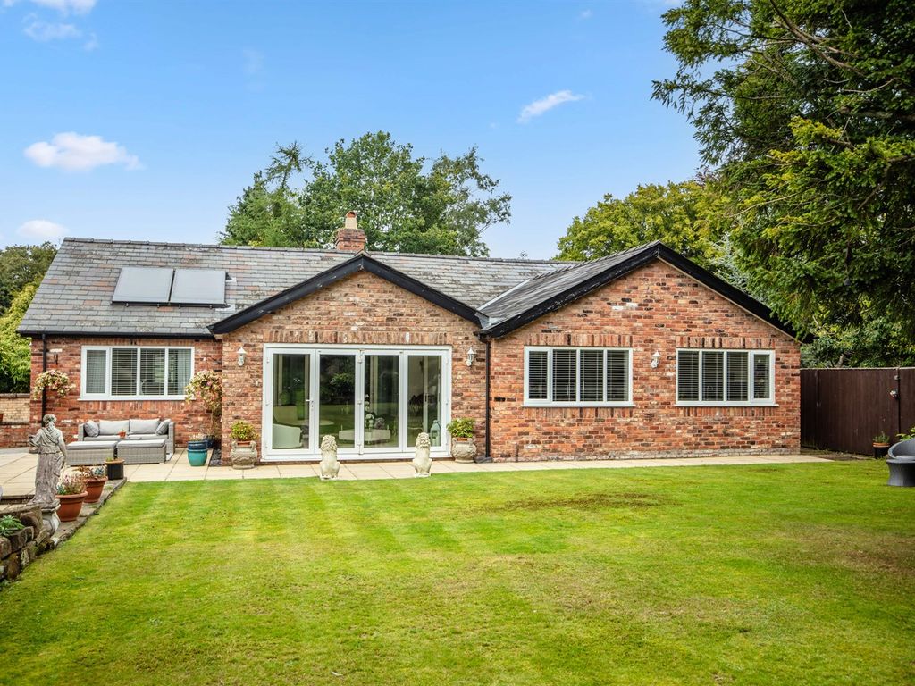 4 bed detached bungalow for sale in Eagle Brow, Lymm WA13, £1,200,000