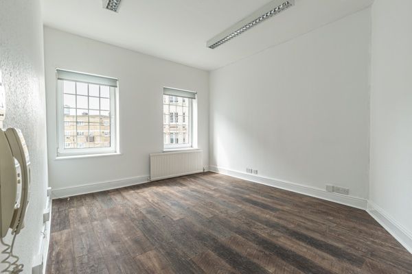 Office to let in Southwark Street, London SE1, £10,000 pa