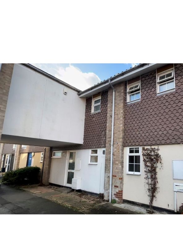 3 bed terraced house for sale in Ramin Court, Rowan Close, Guildford GU1, £355,000