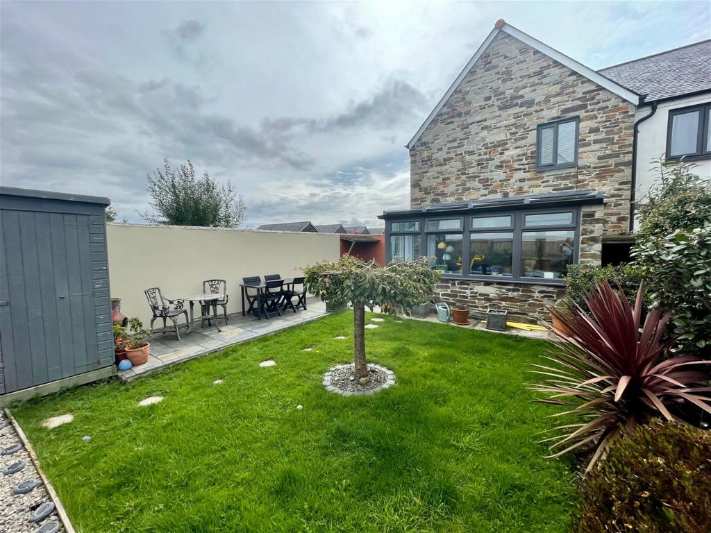 3 bed end terrace house for sale in Charlestown, Cornwall PL25, £385,000