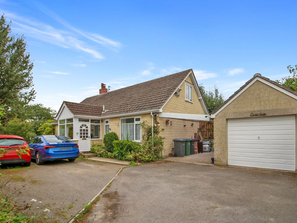 4 bed detached bungalow for sale in Corsley, Warminster BA12, £570,000