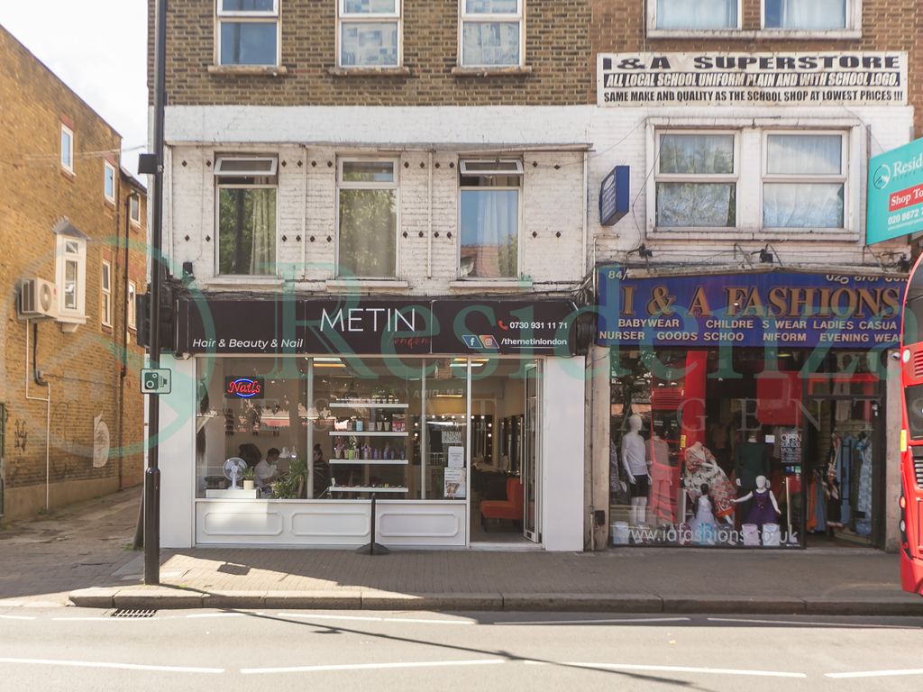 Retail premises to let in Mitcham Road, London SW17, £30,000 pa