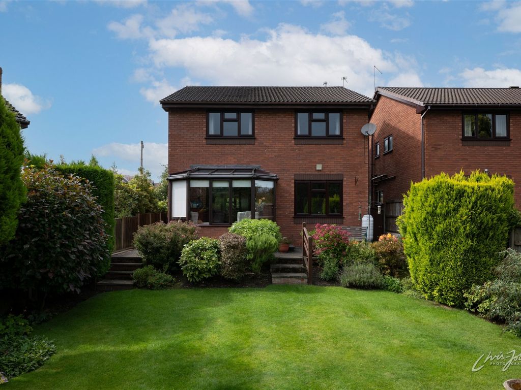 4 bed detached house for sale in Palmerston Road, Woodsmoor, Stockport SK2, £529,000