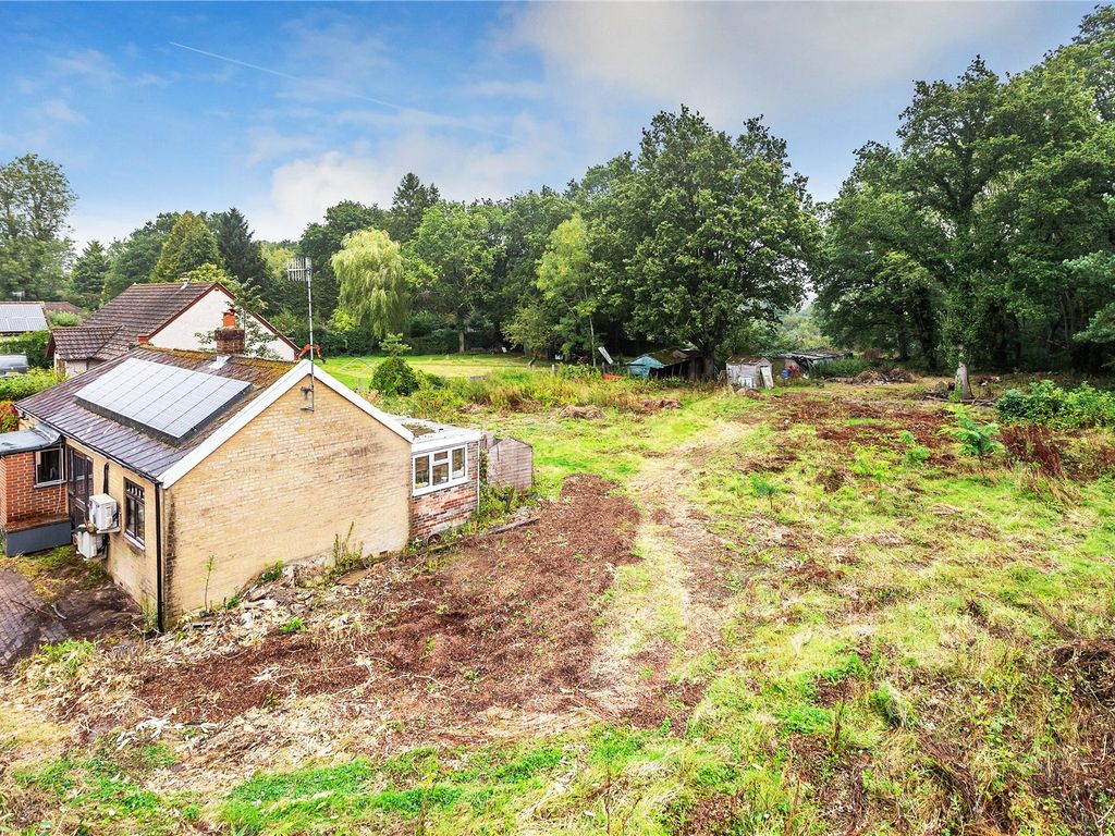 Land for sale in Reigate Road, Hookwood, Horley, Surrey RH6, £650,000